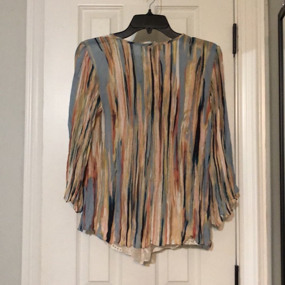 Melissa Paige multi colored PM size shirt - Picture 2 of 2